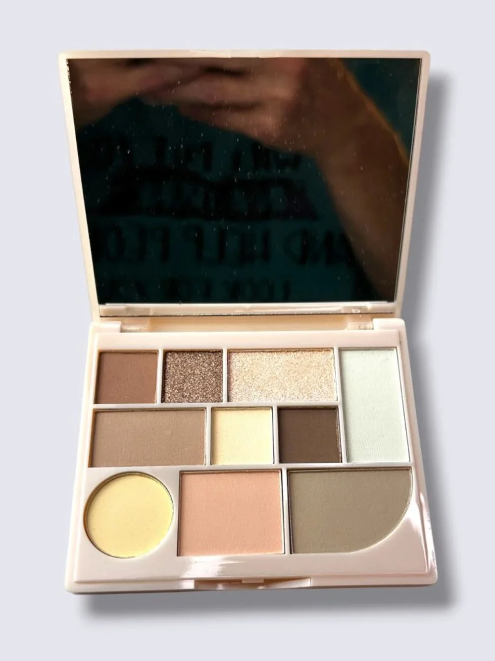Dikalu 10-Color Eyeshadow Palette With Mirror - Neutral & Shimmer Shades - 16g C